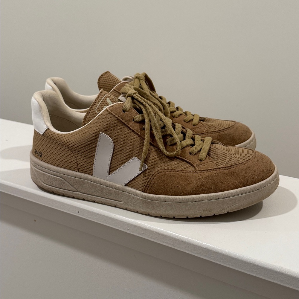 Veja Tan and White Men's Sneakers